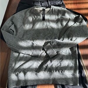 Men’s lululemon engineered bundle and shirt